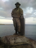 Homenaje al pescador Puerto del Rosario Fuerteventura 1 - online jigsaw puzzle - 35 pieces