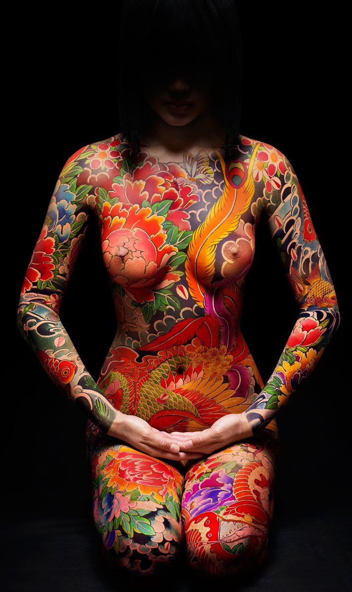 голая японка с татуировками фото 59