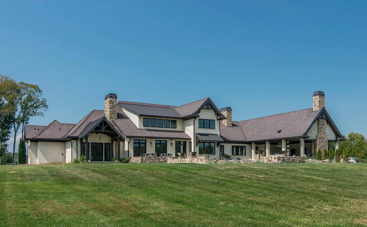 Valjeane1949 French Mansion